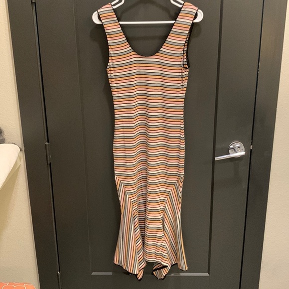 Elliatt midi dress - Picture 1 of 4